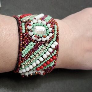 Multicolored beaded bracelet 6.5-7.5" seed bead velcro rhinestone